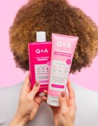 Q+A Curl Defining hydratační kondicionér pro vlnité a kudrnaté vlasy 250 ml