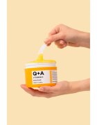Q+A Vitamin C rozjasňující tělový peeling vůně Orange Zest + Grapefruit 200 ml