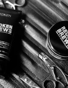 Redken Brews vlasová pomáda pro přirozený vzhled s jílem 100 ml