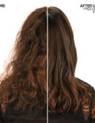 Redken Frizz Dismiss výživné olejové sérum pro nepoddajné a krepatějící se vlasy 125 ml