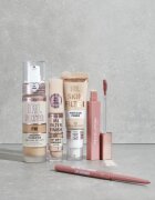 Revolution IRL Filter krémová tužka na rty s matným efektem odstín Chai Nude 0.18 g