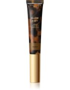 Revolution PRO Glow Edit tekutý bronzer odstín Medium 15 ml