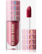 Revolution Y2k Blush Bomb tekutá tvářenka odstín That's Cute Pink 4.5 ml