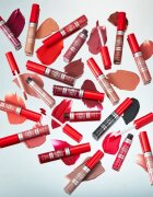 Rimmel Lasting Mega Matte lehká tekutá matná rtěnka 16h odstín Rose & Shine 74 ml