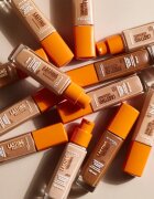 Rimmel Lasting Radiance rozjasňující make-up SPF 25 odstín 100 Ivory 30 ml