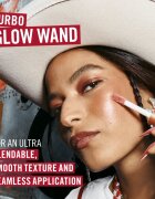 Rimmel Multi-Tasker Turbocharged Glow tekutý rozjasňovač odstín 004 Chelsea Glow 10 ml