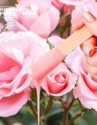 RIO Hard Wax Beads Rose voskové pecičky pro depilaci 500 g