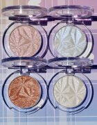 Rude Cosmetics Manga Collection Twinkle Twinkle Highlighter kompaktní pudrový rozjasňovač odstín Kirei-Sama's Playlist 4 g