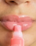 Rude Cosmetics Save My Lips vyživující a hydratační balzám na rty s peptidy odstín Watermelon 15 ml