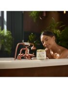 Sanctuary Spa Golden Sandalwood solný peeling na tělo 300 g