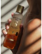 Sanctuary Spa Golden Sandalwood třífázový sprchový olej 200 ml