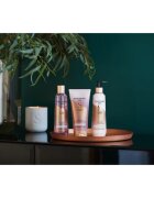 Sanctuary Spa Lily & Rose Collection osvěžující sprchový gel s hydratačním účinkem 250 ml