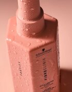 Schwarzkopf Professional Fibre Clinix Fortify Multi-Repair Spray regenerační péče pro poškozené a křehké vlasy ve spreji 200 ml