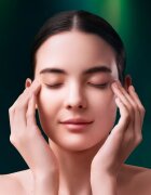 Shiseido Future Solution LX Legendary Enmei Ultimate Brillance Eye Cream omlazující a rozjasňující oční krém 15 ml