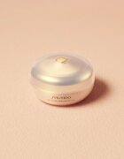 Shiseido Future Solution LX rozjasňující sypký pudr 13 g