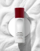 Shiseido Generic Skincare Complete Cleansing Micro Foam čisticí a odličovací pěna s hydratačním účinkem 180 ml