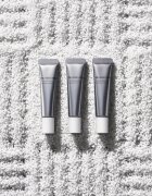 Shiseido Men Total Revitalizer Eye lehký oční krém pro muže 15 ml
