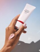 Shiseido Revitalessence Skin Glow Primer rozjasňující podkladová báze SPF 25 30 ml