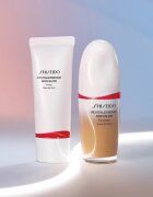 Shiseido Revitalessence Skin Glow Primer rozjasňující podkladová báze SPF 25 30 ml