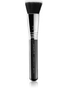 Sigma Beauty F80 Air Flat Kabuki™ plochý štětec kabuki 1 ks