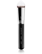 Sigma Beauty Face 4DHD™ Kabuki Brush kabuki štětec na korektor 4DHD 1 ks