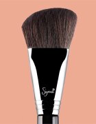 Sigma Beauty Face F23 Soft Angle Contour™ Brush štětec na konturování 1 ks