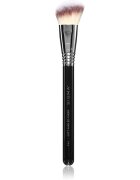 Sigma Beauty Face F43 Soft Angled Cheek zkosený štětec na tvářenku 1 ks