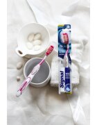 Signal White System zubní kartáček medium 1 ks