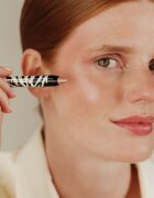 Sisley Phyto-Twist Topcoat multifunkční tužka na oči rty a tváře s rozjasňujícím efektem 1.5 g