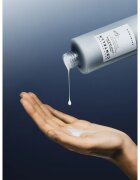 SKIN1004 Madagascar Centella Hyalu-Teca Glass Skin Milk mléčné tonikum pro rozjasnění a hydrataci 210 ml