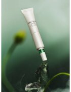 SKIN1004 Madagascar Centella Tea-Trica Spot Cream lokální péče proti akné se zklidňujícím účinkem 20 ml