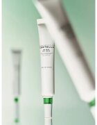 SKIN1004 Madagascar Centella Tea-Trica Spot Cream lokální péče proti akné se zklidňujícím účinkem 20 ml