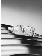 SKIN1004 Madagascar Centella Tone Brightening Capsule Ampoule hydratační sérum pro rozjasnění a vyhlazení pleti 50 ml