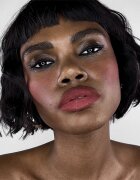 Smashbox Halo Sheer To Stay Color Tints tekutá tvářenka a lesk na rty odstín Pomegranate 10 ml
