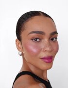 Smashbox LIT STX Blushlighter tvářenka s rozjasňovačem v tyčince odstín Pixel Plum 5 g