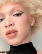 Smashbox Metallic Eyeliner metalická linka na oči odstín Jolt 0.28 g