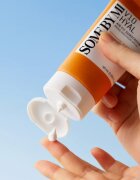 Some By Mi V10 Hyal Air Fit Sunscreen lehký ochranný krém na obličej SPF 50+ 50 ml