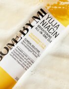 Some By Mi Yuja Niacin Brightening All in One Cleanser rozjasňující čisticí pěna pro citlivou pleť 100 ml