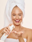 SUNEWMED+ Active Foaming Cleanser Face and Eye Makeup Removal čisticí a odličovací pěna s vitaminem C 200 ml