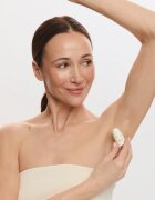 SUNEWMED+ Effective Dual-Function Deodorant Travel Size tuhý deodorant bez obsahu hliníkových solí proti zápachu a pocení 6 g