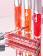 theBalm Stainiac® Lip And Cheek Stain multifunkční líčidlo na rty a tváře odstín Prom Queen 4 ml