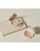 thim Luminous Skin Cushion dlouhotrvající make-up v houbičce pro rozjasnění a hydrataci odstín 21 Light Beige 15 g