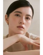 thim Satin Lip Glaze dlouhotrvající lesk na rty s hydratačním účinkem odstín 02 Haze Coral 6 g