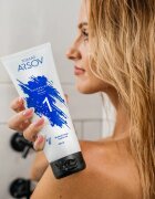 Tomas Arsov Sapphire Blonde Shampoo šampon neutralizující žluté tóny pro zesvětlené melírované studené blond vlasy 250 ml