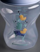 Tommee Tippee Natural Start Anti-Colic kojenecká láhev Slow Flow 0m+ Frog 2x260 ml