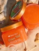 Tree Hut Bikini Reef cukrový tělový peeling 510 g