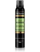 TRESemmé Botanique Cactus Water & Coconut stylingová pěna pro kudrnaté vlasy 200 ml