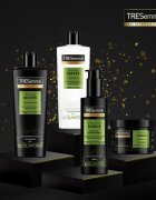 TRESemmé Flawless Curls maska na vlasy pro kudrnaté vlasy 440 ml