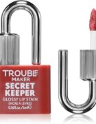 Trouble Maker Secret Keeper Lip Gloss Stain barva na rty pro dlouhotrvající efekt odstín Shifty Biz Rose Nude 5 ml