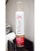 Wella Deluxe Definition & Protection pěnové tužidlo pro bohatý objem 200 ml